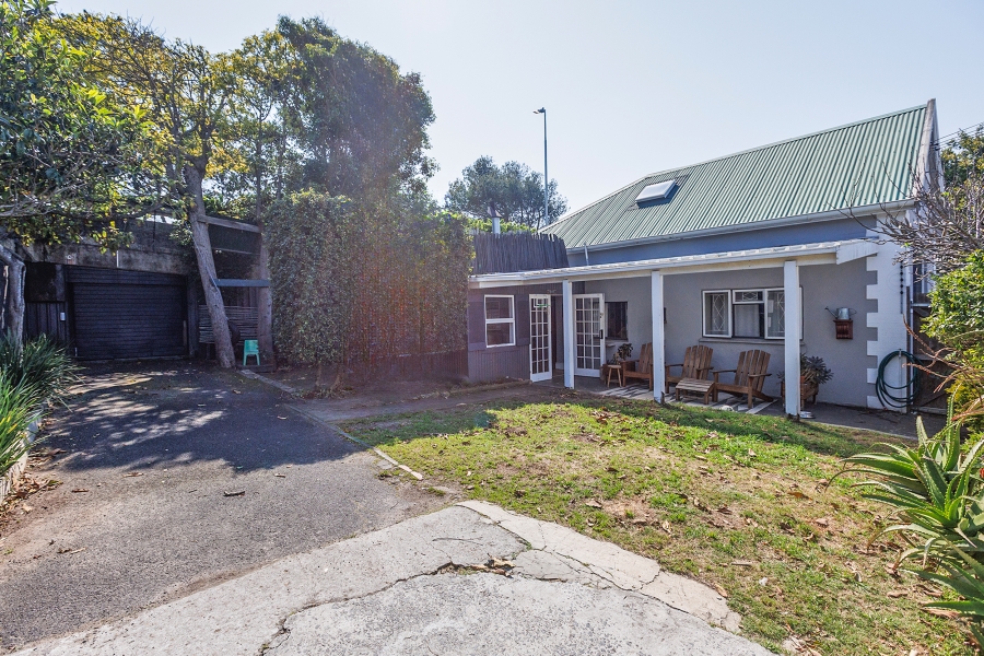 4 Bedroom Property for Sale in Wynberg Western Cape